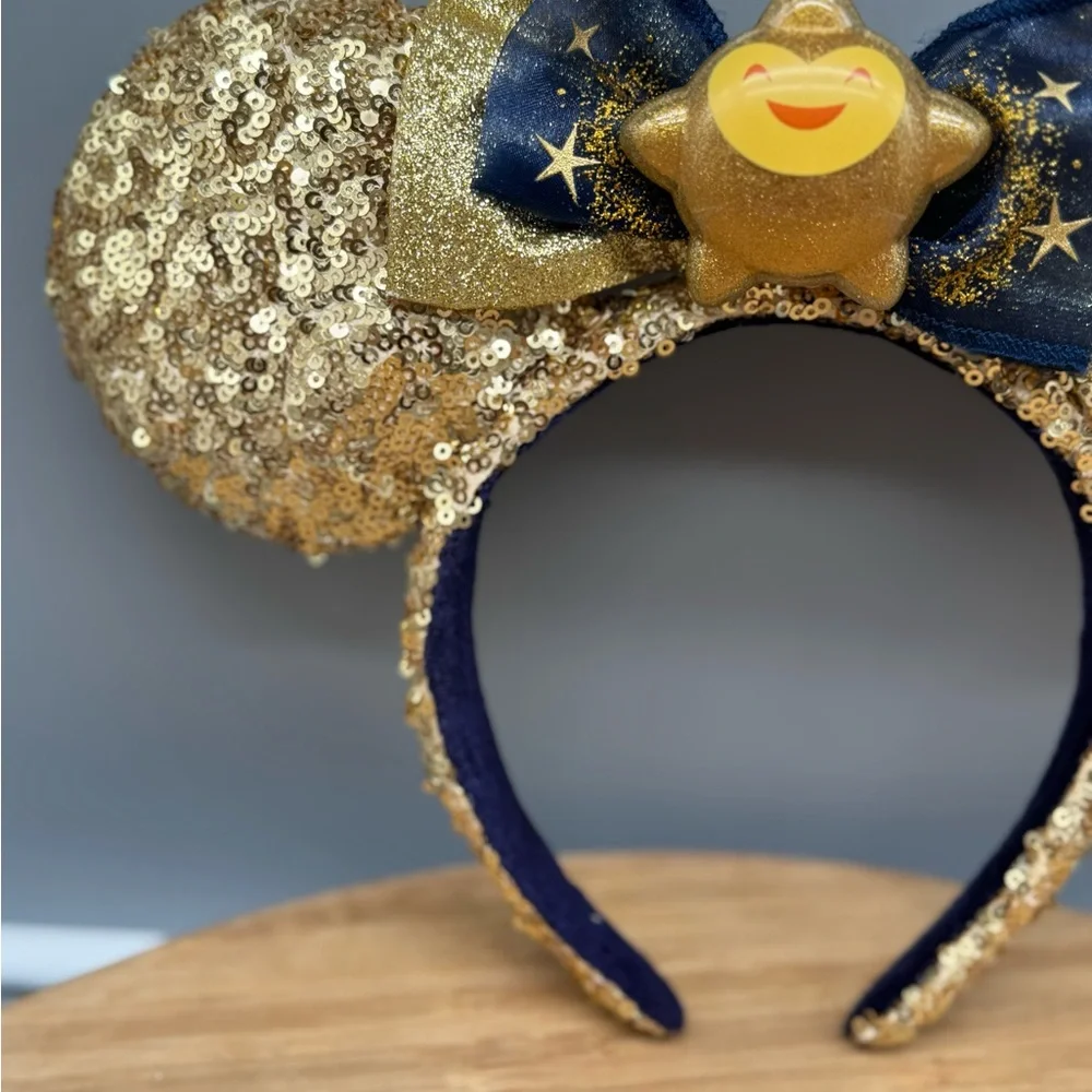 Disney‎ Parks Wish Star Film Sequined Minnie Ear Headband